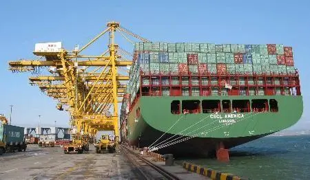 集装箱海运价格局部止跌，，，，，海运公司“自救”成功？？？？？？？？