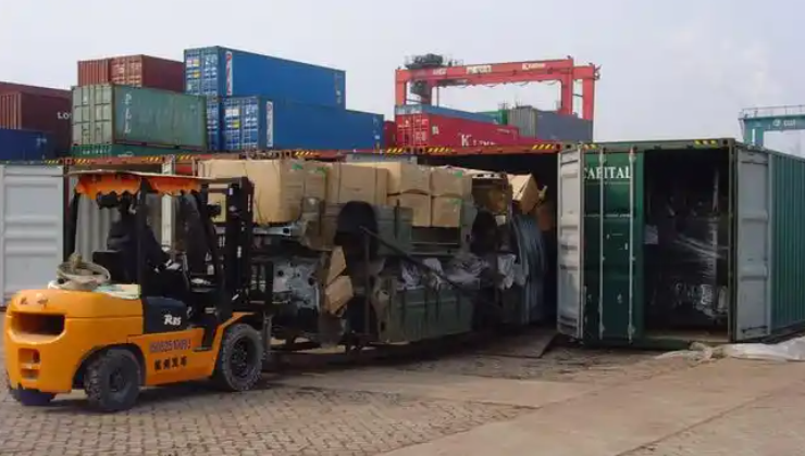 国内海运中什么是仓库转运及港内装箱拆箱，，，，，，流程是怎么样的？？？？？？